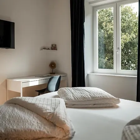 Central Apartment *